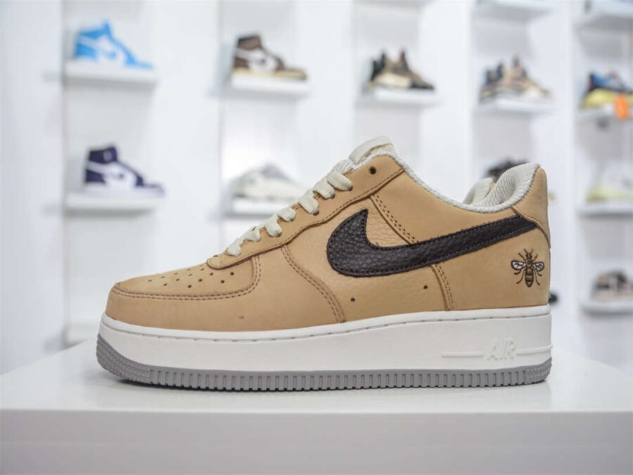Nike Air Force 1 Manchester Bee DC1939-200