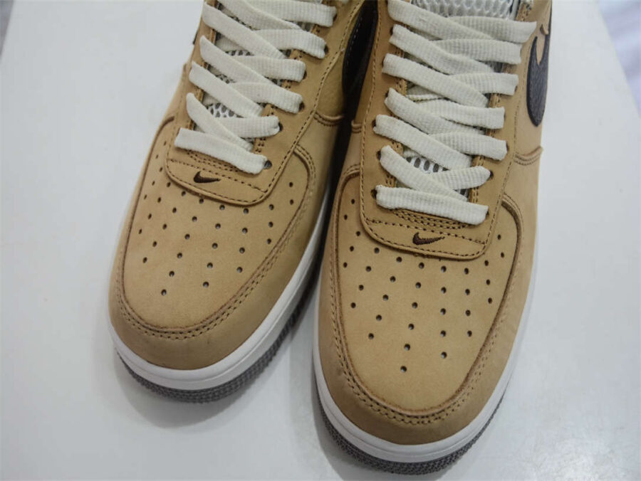 Nike Air Force 1 Manchester Bee DC1939-200