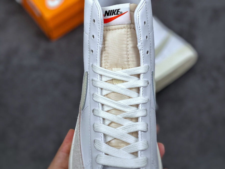 Nike Blazer Mid 77 Vintage White BQ6806-106